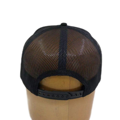 Chapéu de caminhoneiro de malha ajustável de pico plano de 6 painéis com fechamento Snapback